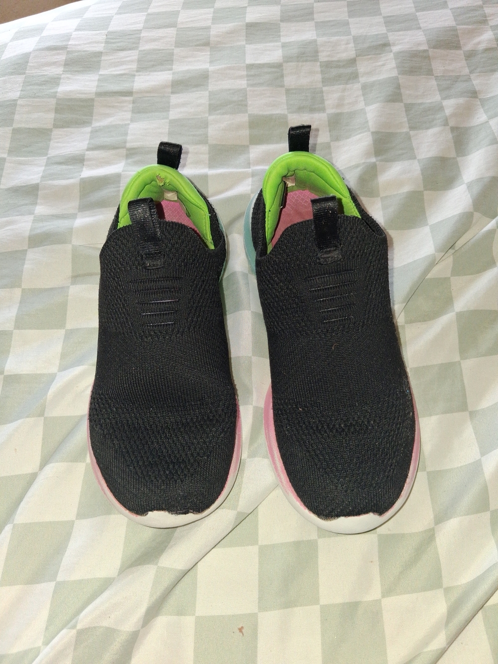 Shoes - Picture 2 of 6
